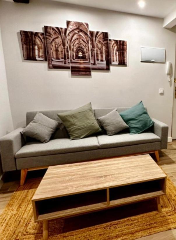 Atuaire Home Los Arcos En El Centro Historico De Burgo מראה חיצוני תמונה